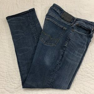 American Eagle Outfitters Extreme Flex 4